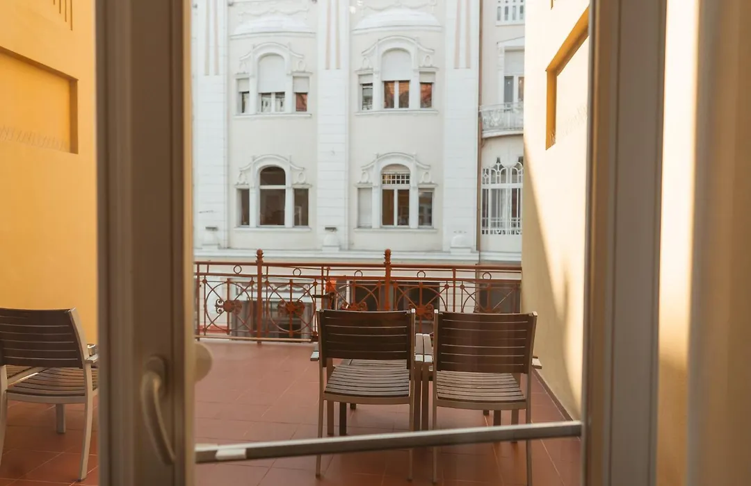 Ivana Hotel-1